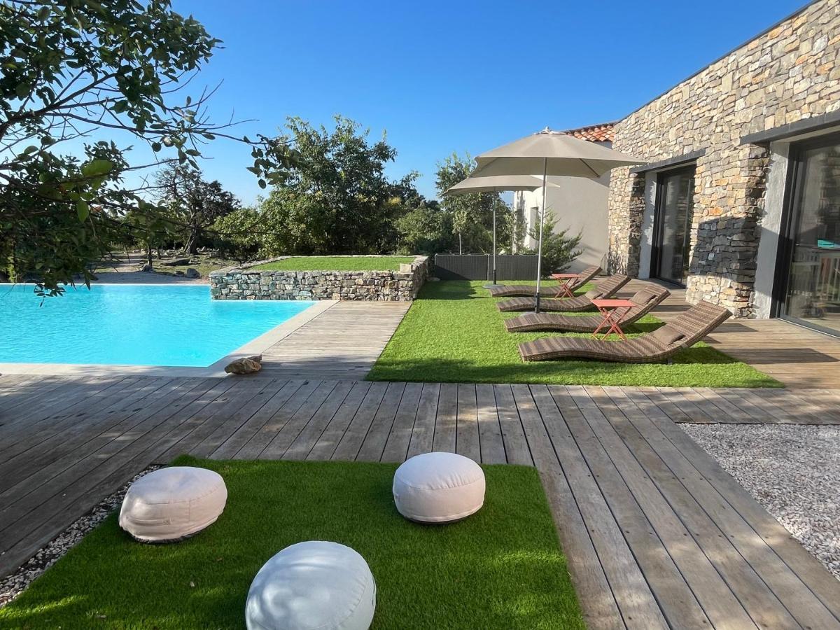 Le Domaine Du Cade-Gites D'Exception 4Etoiles "La Villa Du Cade" Cazevieille Exterior foto
